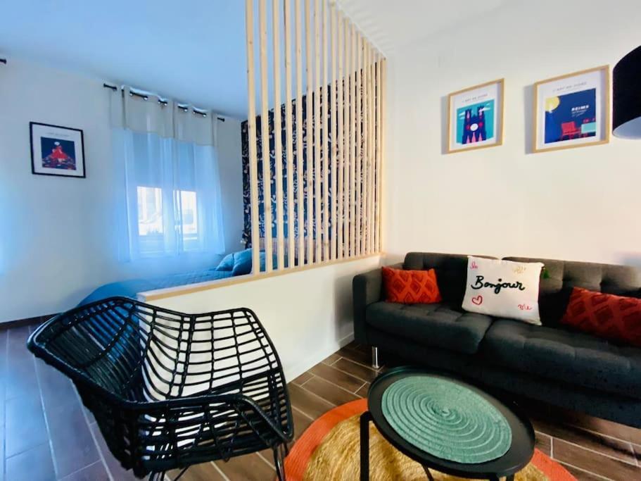 Studio D'Hotes Avec Piscine « Le Clos N°6 » Cormicy ภายนอก รูปภาพ